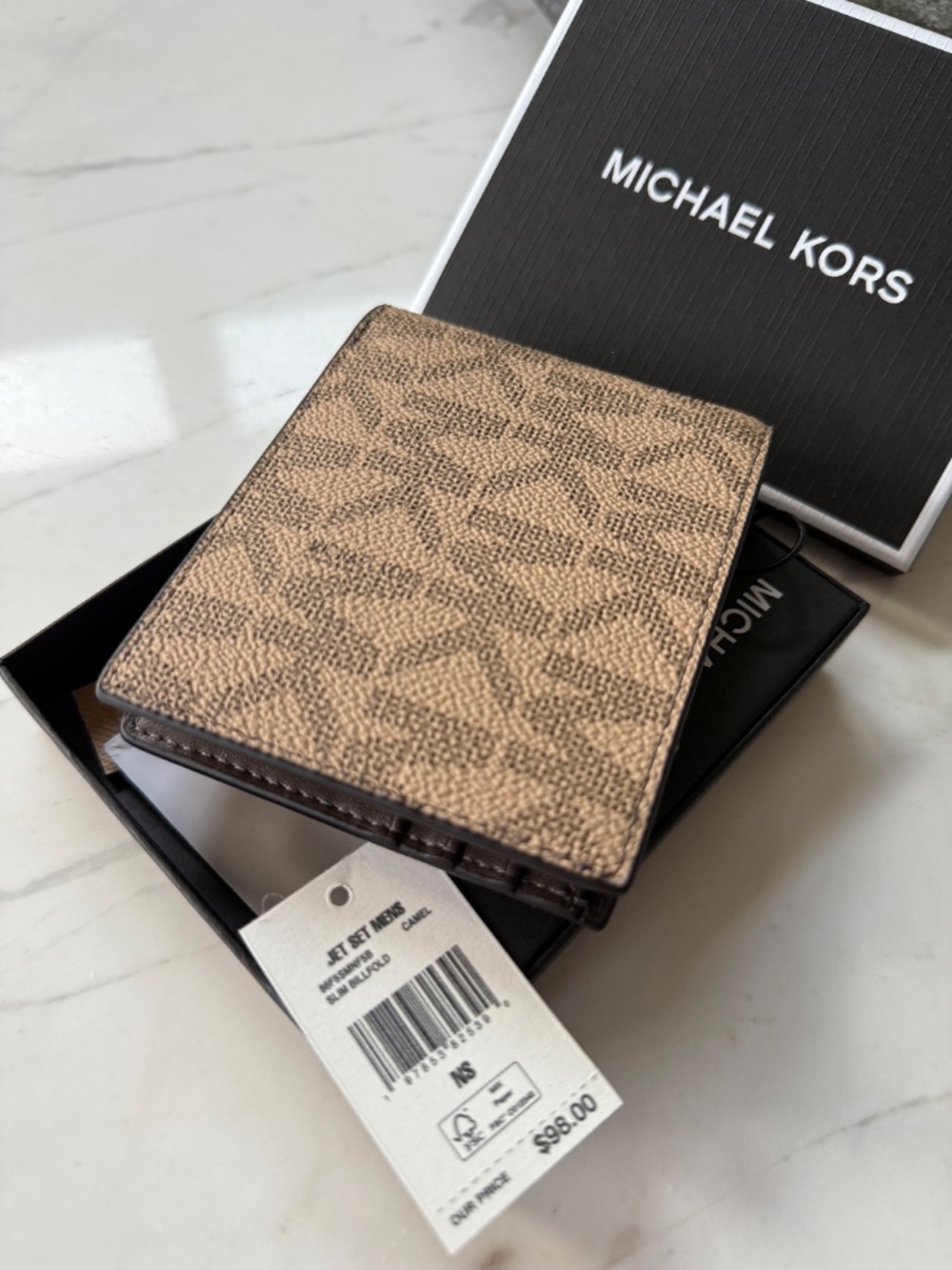New Michael Kors Logo Slim Billfold Wallet - Picture 10 of 14